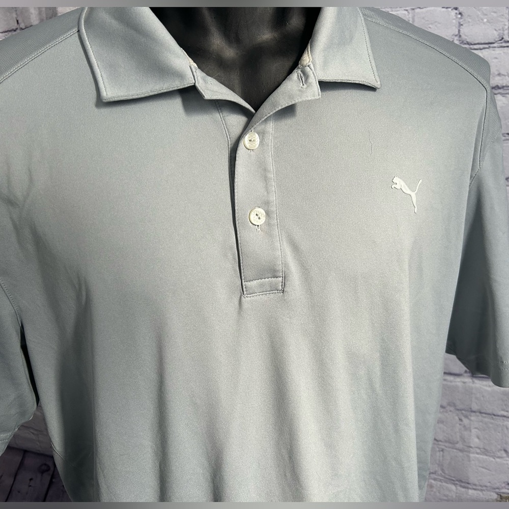 PUMA GOLF men’s size large silver casual polo in excellent condition